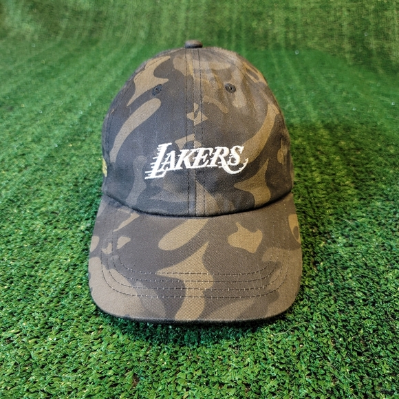 Los Angeles Lakers NBA Embroidered Camo Adjustable Hat Cap Pechanga Promo - Picture 2 of 8